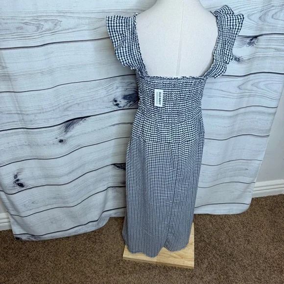 Gingham Checkered Dress - Picture 2 of 4